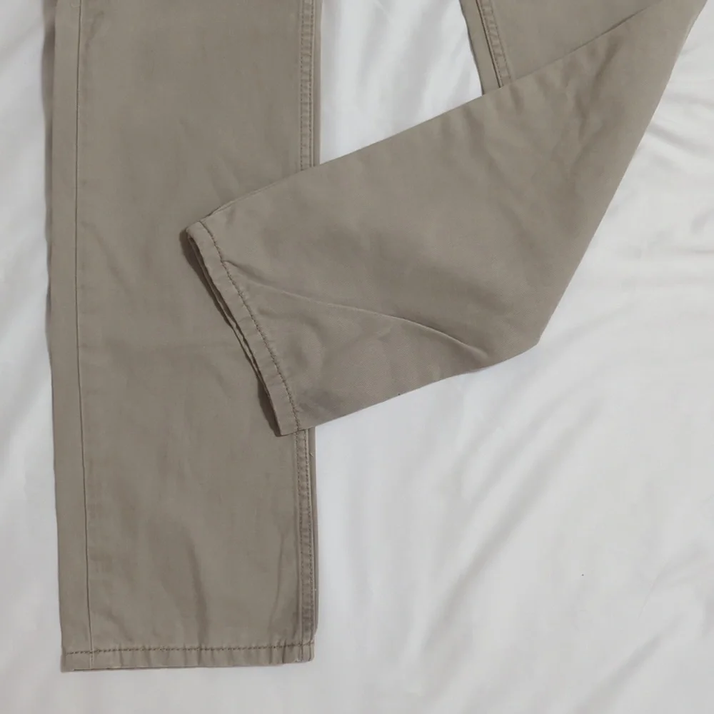 Levi's 514 Straight Fit Jeans, Size 28x32 Color Chinchilla